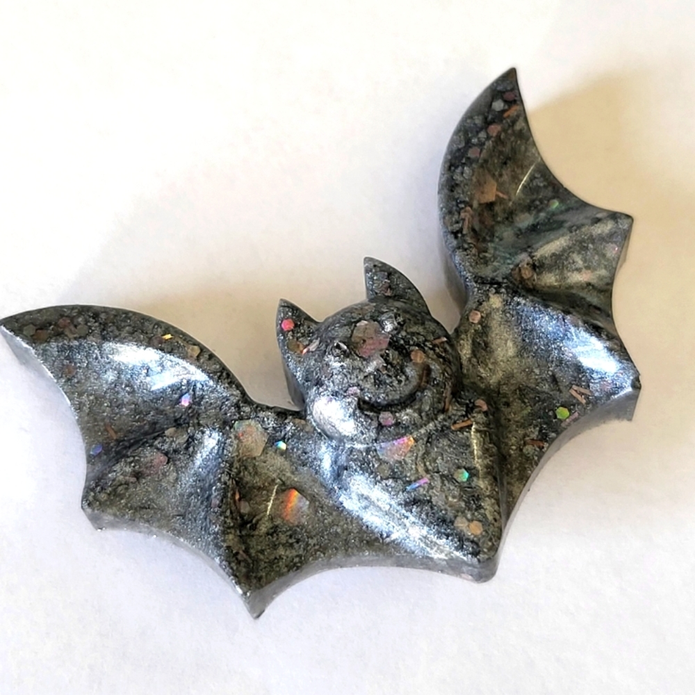 Bat Pin - Picture 3 of 3